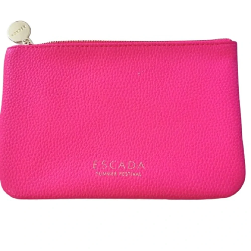 NWOT- ESCADA Summer Festival
Makeup Cosmetics Bag, Brand New! - Picture 4 of 6